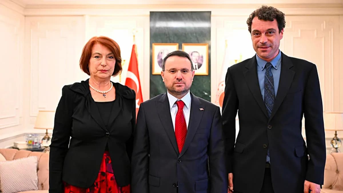 Adalet Bakanı Gürlek'ten Uğur Mumcu'nun ailesine ziyaret: "Devlet her zaman muktedirdir"
