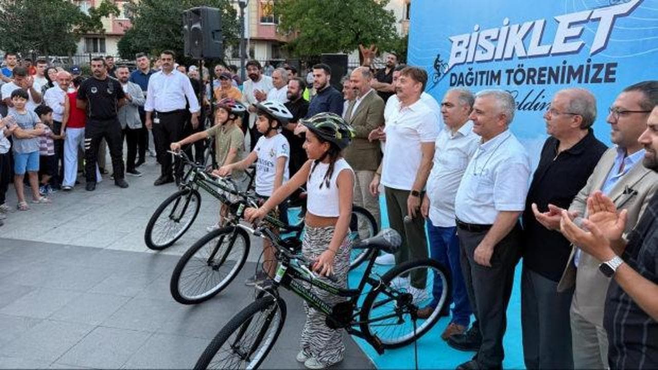 Bahçelievler'de 6 bin 272 çocuk bisiklet sahibi oldu