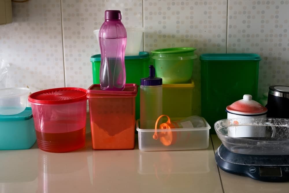 Sağlık uzmanlarından kritik uyarı: Plastik saklama kapları derhal evlerden uzaklaştırılmalı