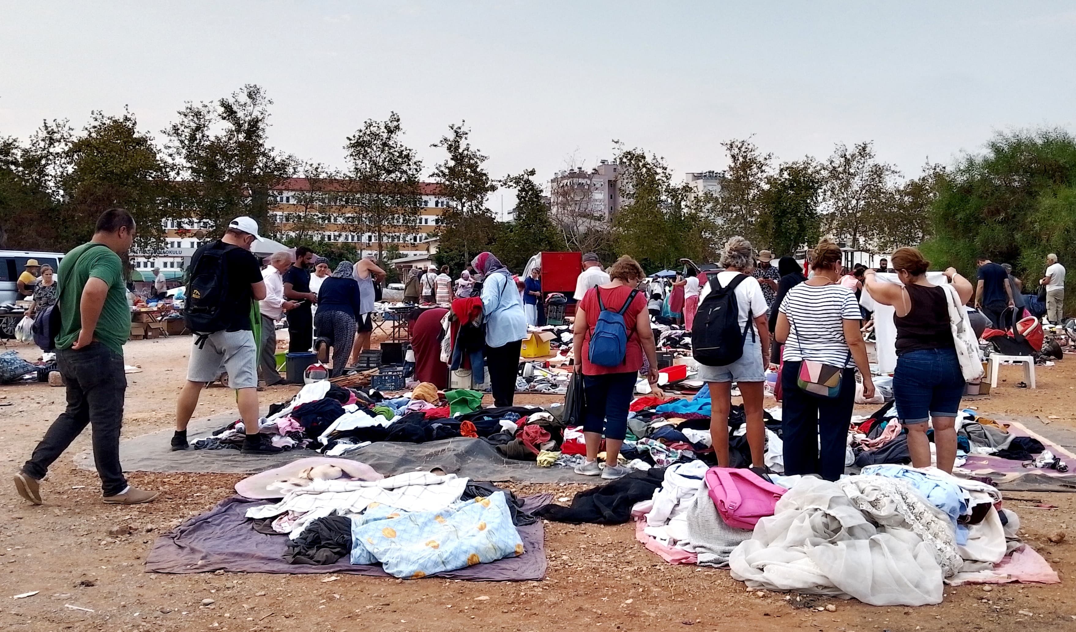 Antalya'da ikinci el eşya pazarı büyümeye devam ediyor: Bütçe dostu alternatifler dikkat çekiyor