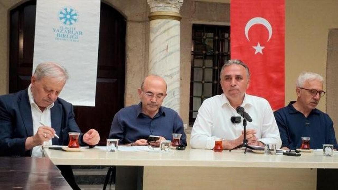 TYB istanbul’da "sanal kuşatma ve medya krizi" raporu kamuoyuyla paylaşıldı