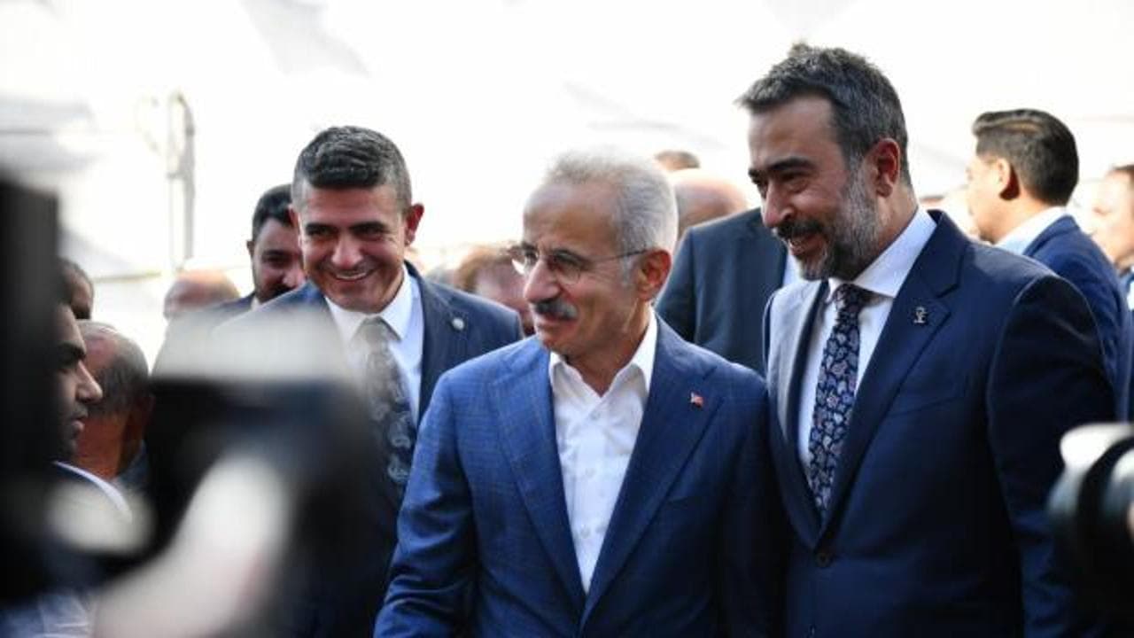 Bakan Uraloğlu, Haymana'ya 82 kilometrelik bölünmüş yol müjdesi verdi