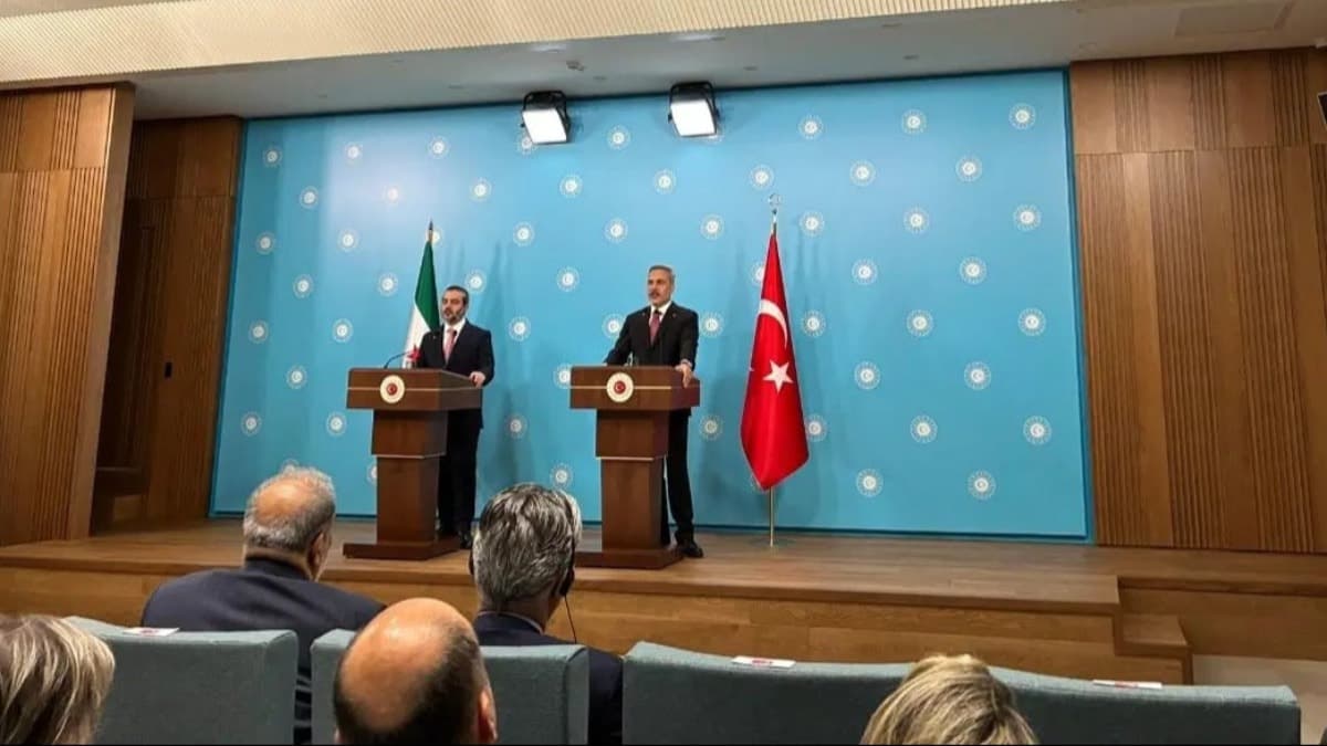 Atatürk portresi 37 gündür duvarda yerini almadı: Spor camiasında dikkat çeken detay