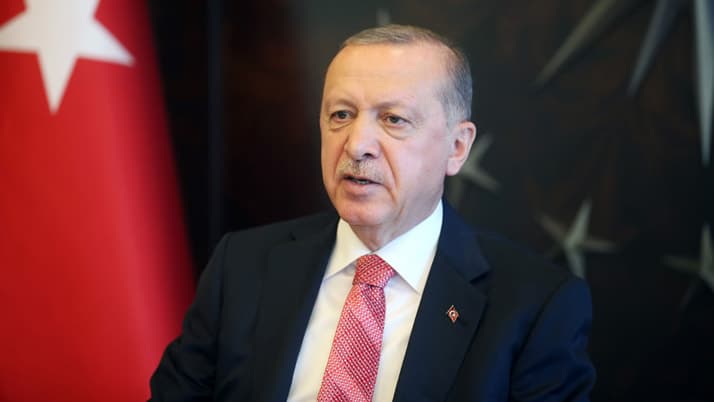 Yapılan ankette dikkat çeken sonuç: Erdoğan'ın önüne geçen iki isim ortaya çıktı