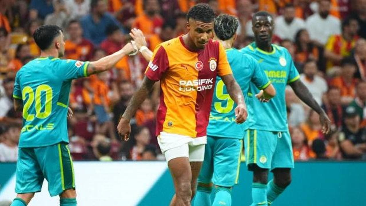 Galatasaray'a Villarreal karşısında hazırlık maçında yenilgi: Taraftardan transfer çıkışı