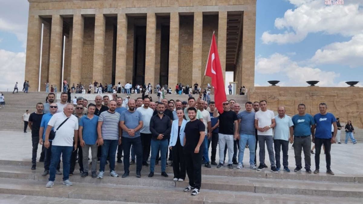 Madenciler Anıtkabir'de Atatürk'ün Huzurunda