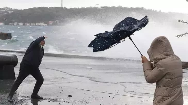 Meteoroloji'den kritik uyarı: Yarından itibaren fırtına ve sağanak etkili olacak