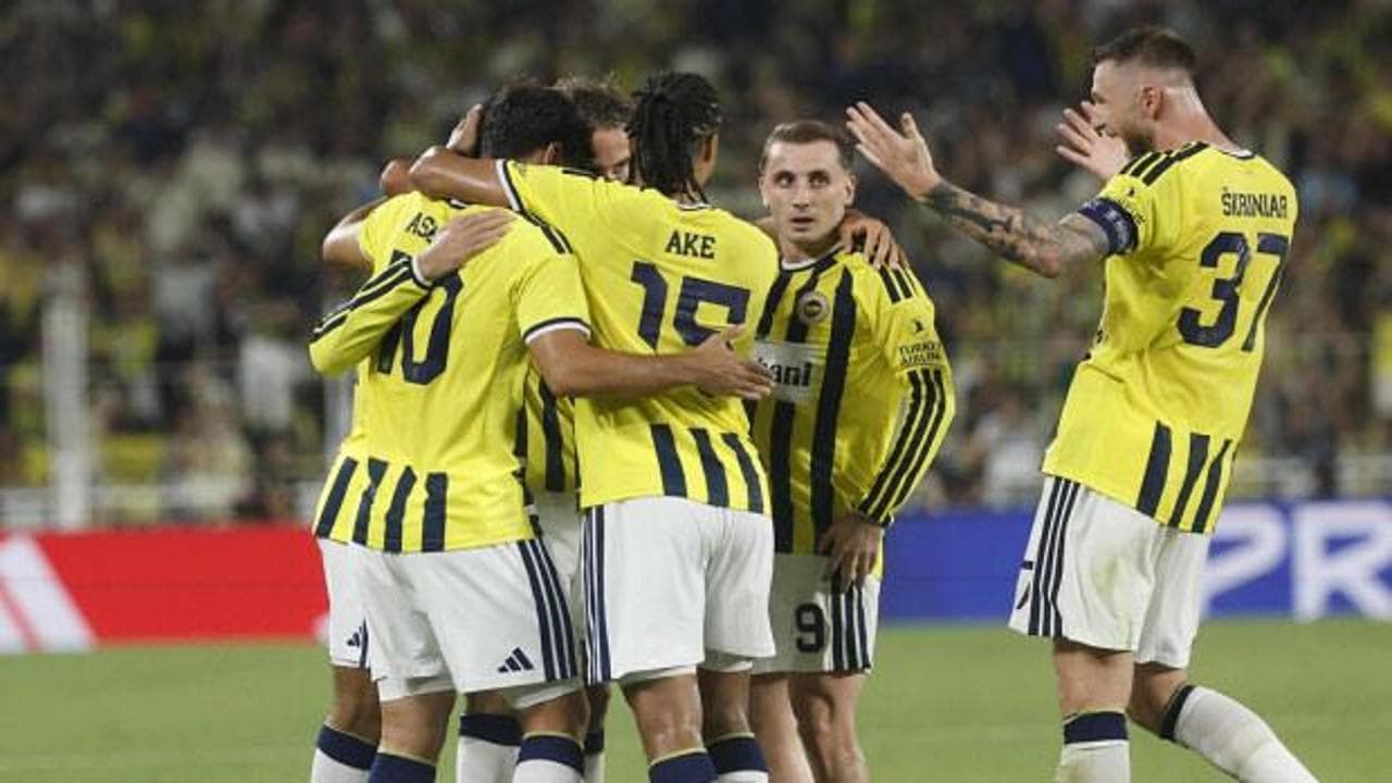 Fenerbahçe, Sturm Graz deplasmanı için kamp kadrosunu duyurdu