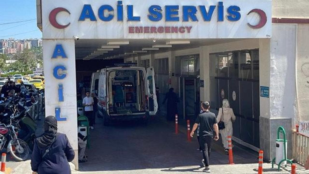 Şanlıurfa'da yanan araçta 4 çocuk annesinin cansız bedeni bulundu: 4 gözaltı