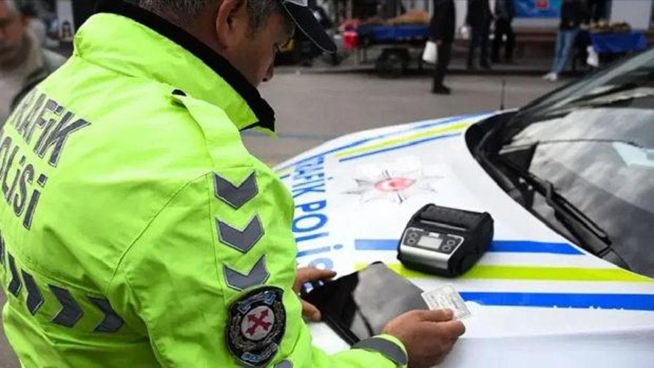 Motosiklet sürücülerini 11 bin 629 liralık ceza bekliyor: Ruhsattaki bilgiye aldanmayın