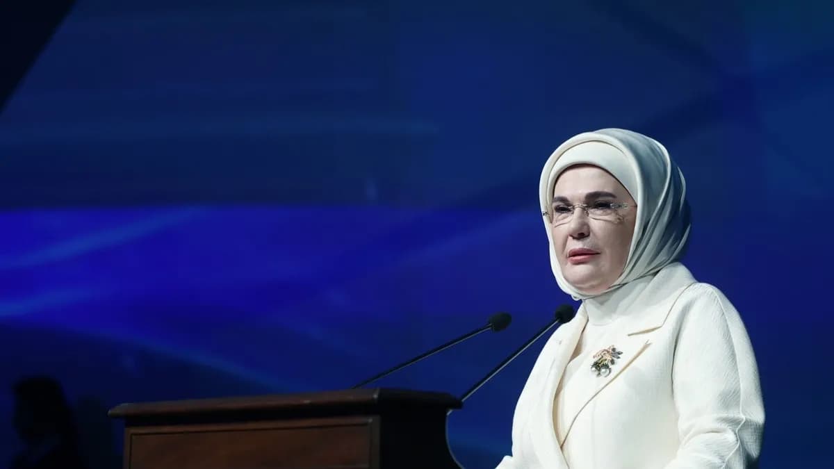 Emine Erdoğan'a WEF'den özel davet: New York'taki küresel zirvenin açılışını yapacak