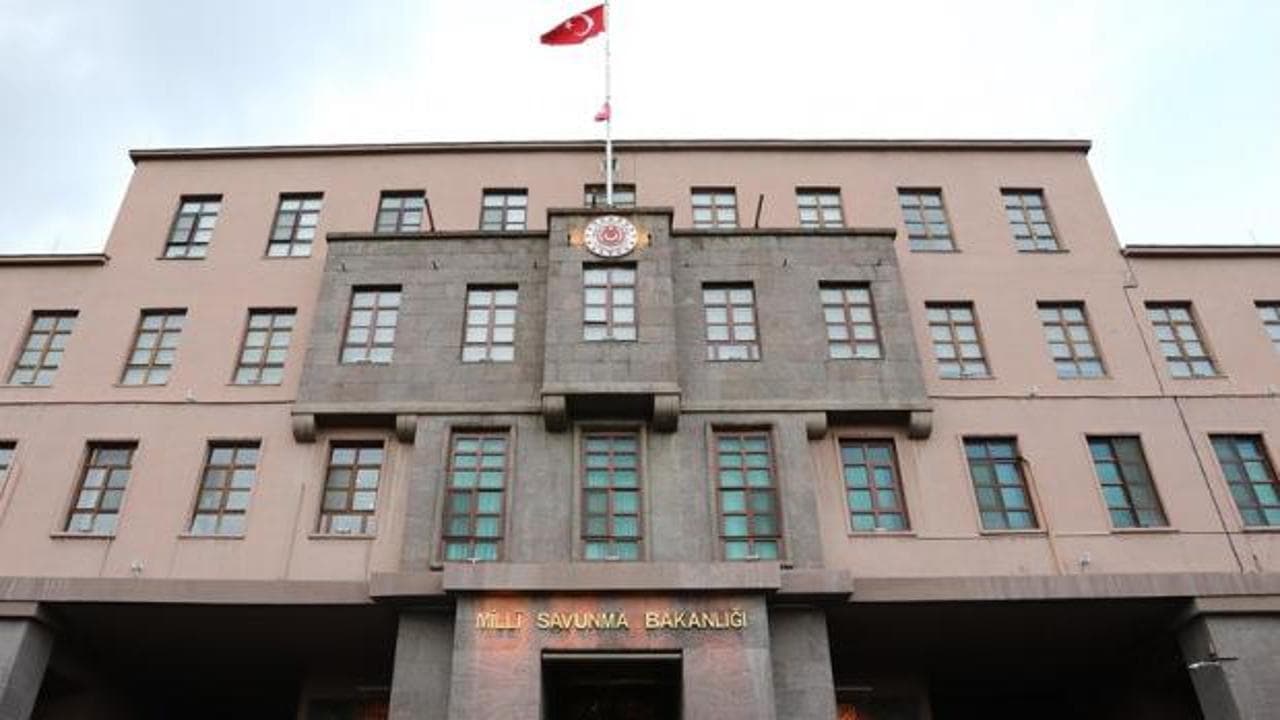 MSB'den sözleşmeli er ve uzman erbaş adaylarına son dakika müjdesi: Başvuru süresi uzatıldı