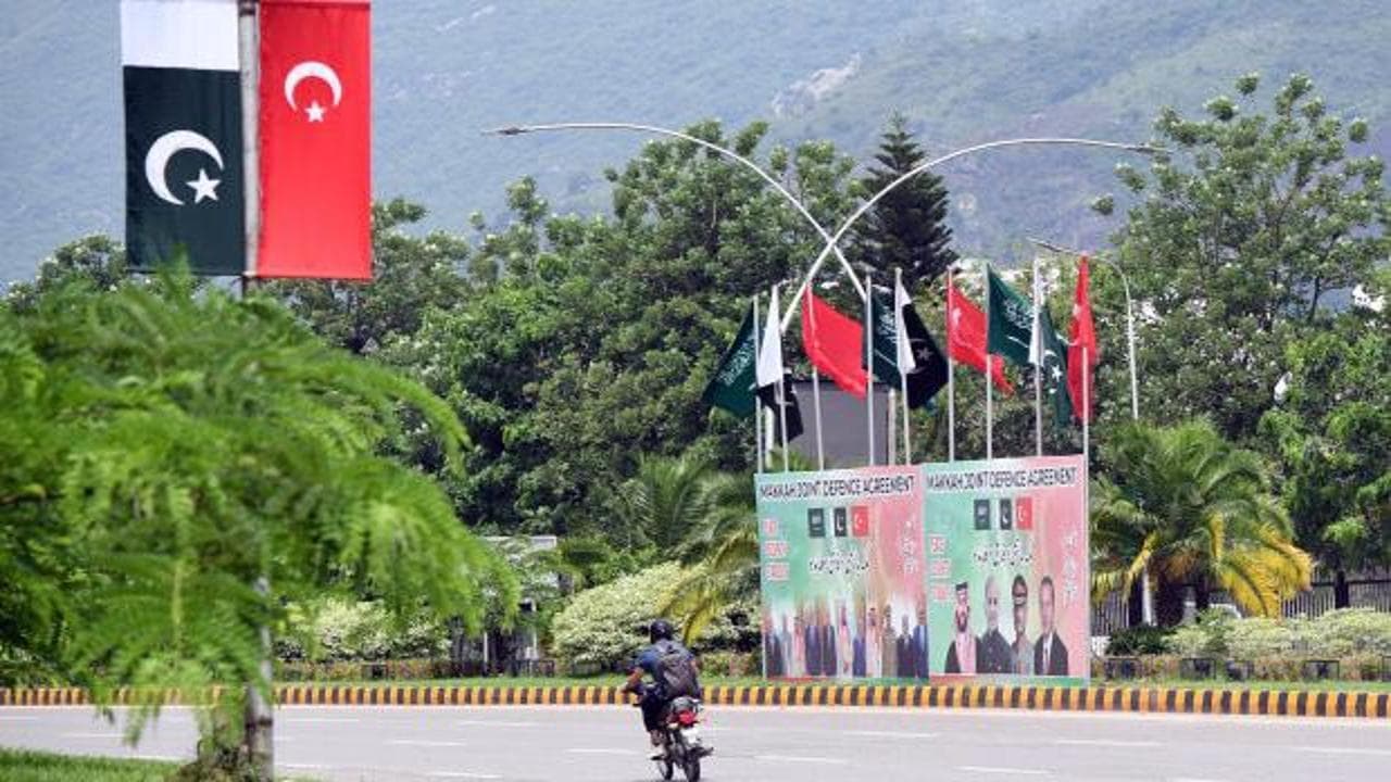 İsrailli Bakan itiraf etti: Müslüman ülkelerin ittifakı İsrail'i korkutuyor
