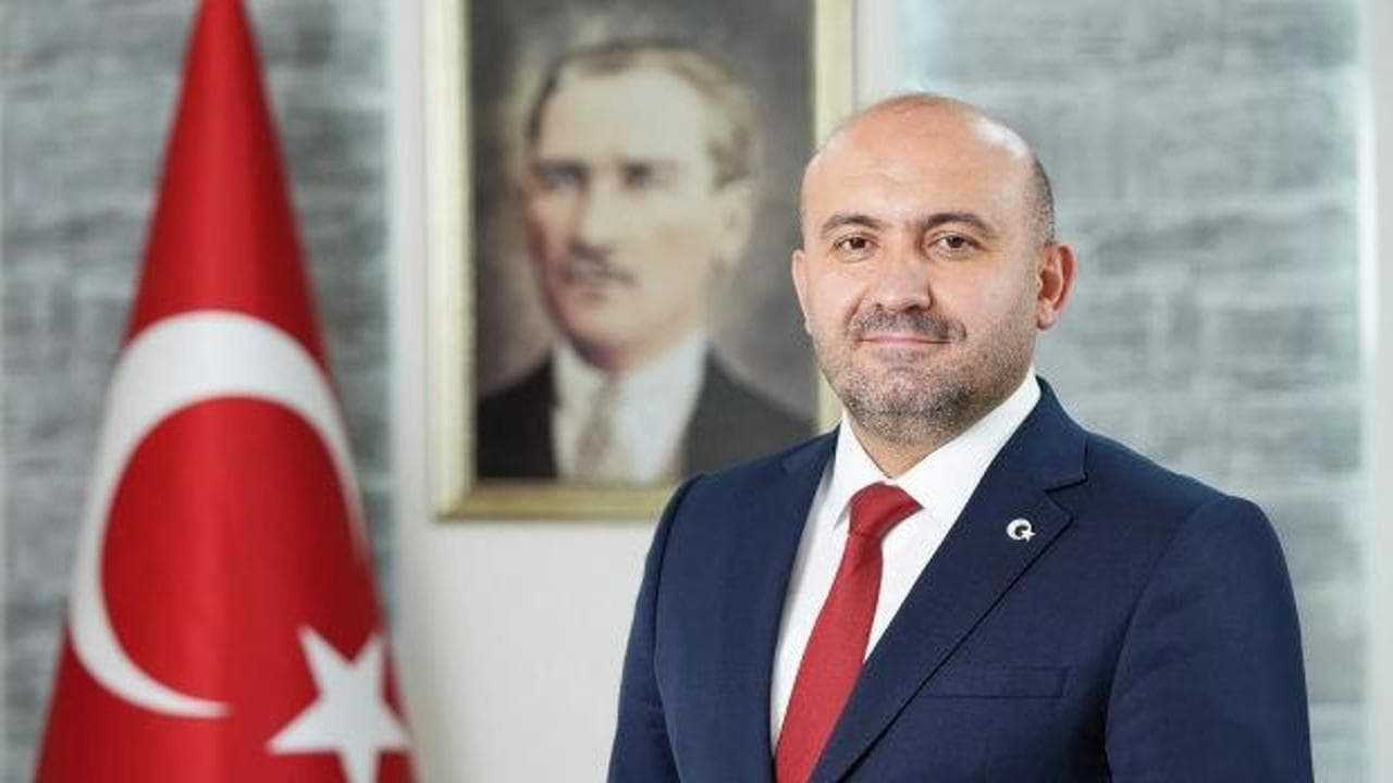 AK Partili Albayrak'tan CHP'li belediyelere: Eskişehir koltuk kavgasına kurban ediliyor