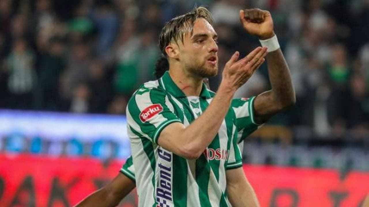 Berkan Kutlu, Süper Lig'de kalıyor: Yeni adresi Kocaelispor