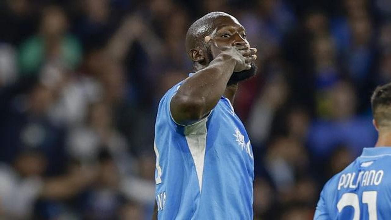 Fenerbahçe'de Lukaku heyecanı: Belçikalı golcü İstanbul'a geliyor