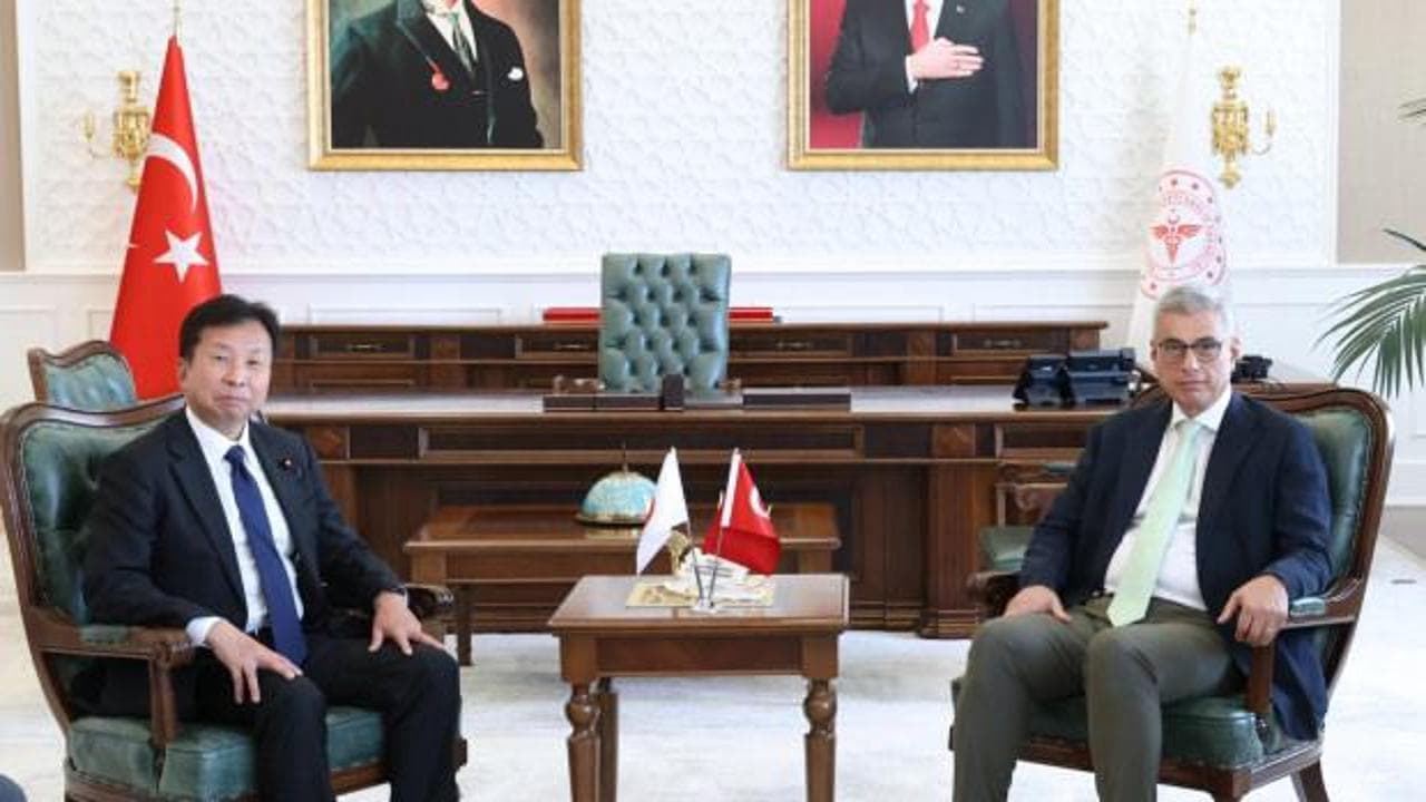 Sağlık Bakanı Memişoğlu, Japon milletvekili Ogushi ile bir araya geldi