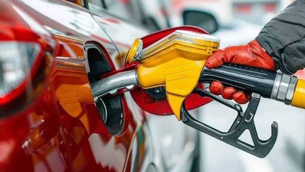 Motorine 10 TL'lik İndirim Geliyor: ÖTV Sıfırlandı, Pompada Fiyatlar Düşecek