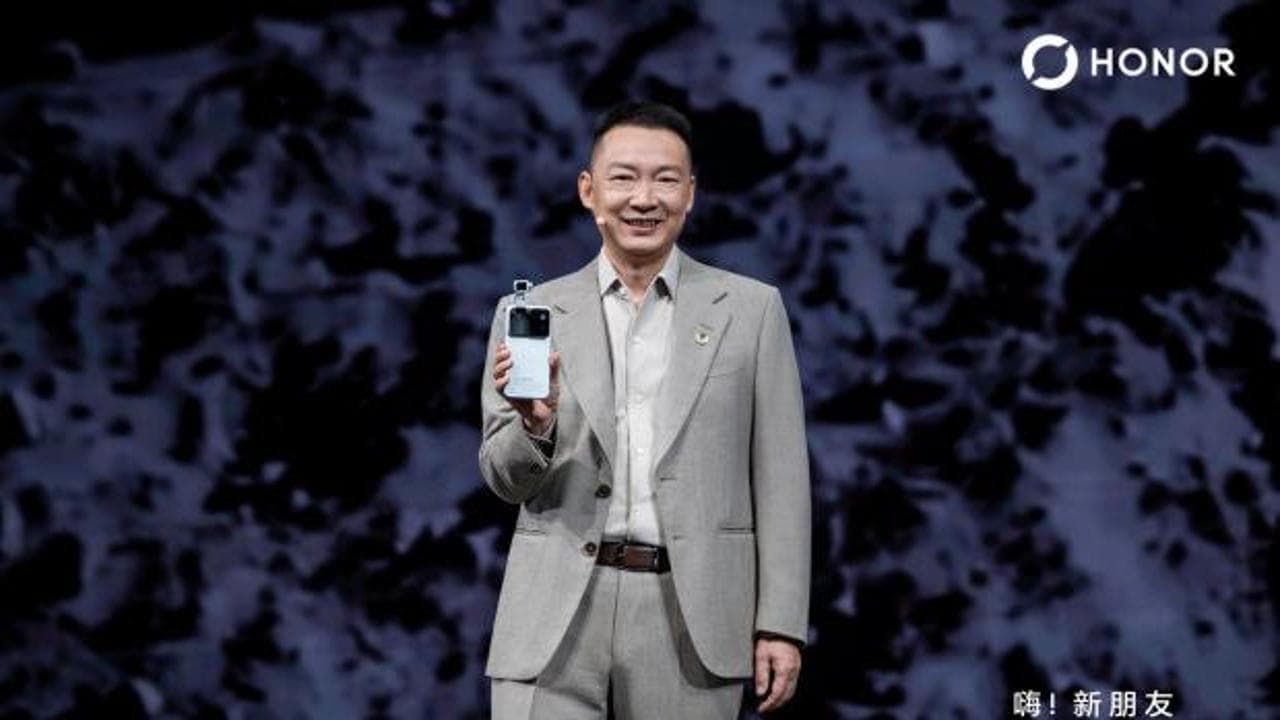 HONOR'dan yapay zekâ destekli devrim niteliğinde telefon: Robot Phone dünyaya tanıtıldı
