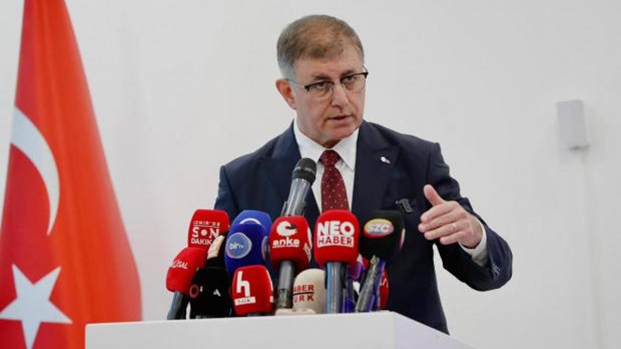 AK Parti'ye geçeceği konuşulan Cemil Tugay'dan kritik açıklama: 'Bağımsız kalacağım, kendime bir yol çizeceğim'
