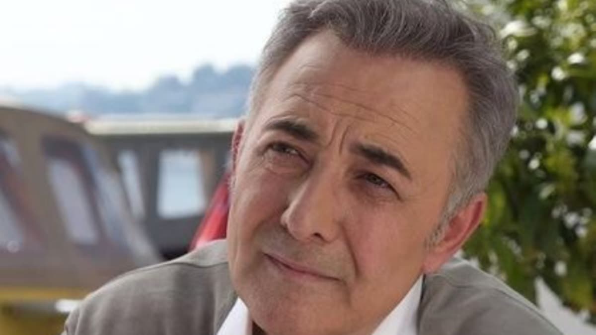 Mehmet Aslantuğ, 4 yıllık sessizliğini bozuyor: Yeni dizi projesi netleşti