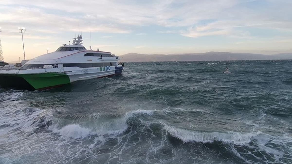 Bursa-İstanbul arası deniz seferleri olumsuz hava koşulları nedeniyle iptal edildi