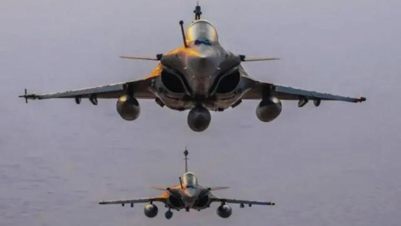 NATO savaş uçakları, Letonya hava sahasına sızan İHA'yı vurdu