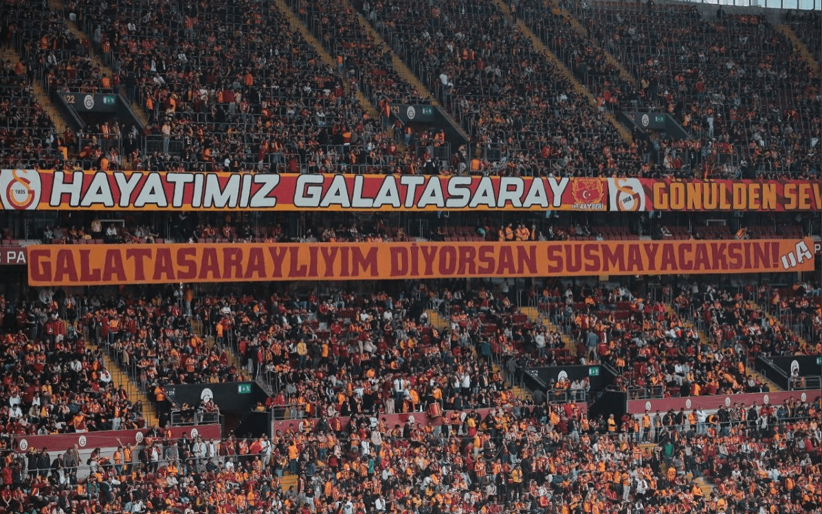 Galatasaray'ın efsane taraftar grubu ultrAslan'da şok gelişme: Tüm faaliyetler sonlandırıldı