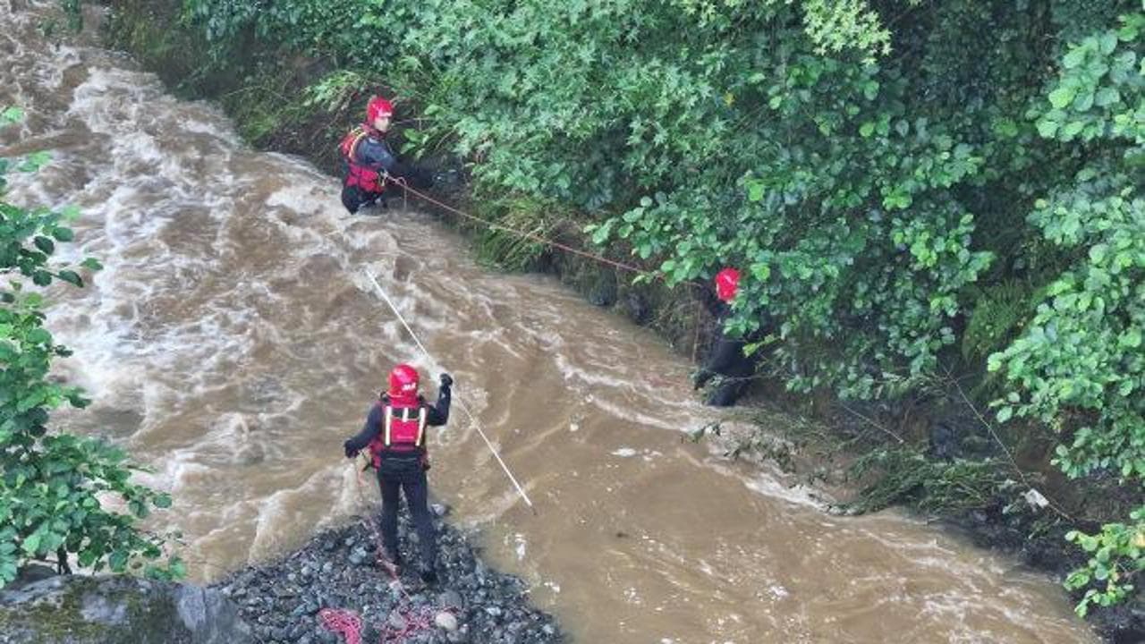 Giresun'da yeni evlerini görmek için geldikleri köyde sel can aldı: Anne ve 2 kızı hayatını kaybetti