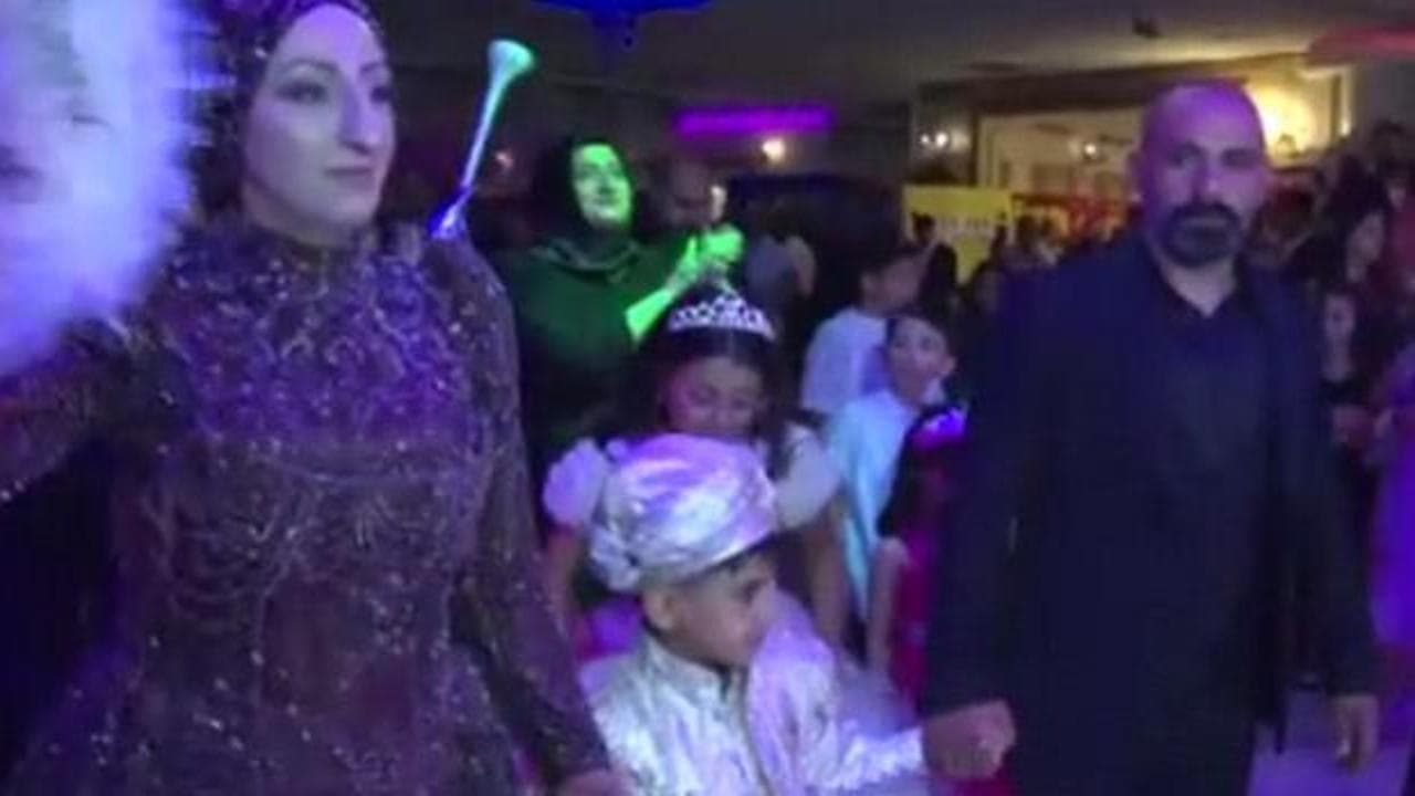 Ankara'da sünnet düğününde 11 milyon lira takıldı: Nakit paralar valize güçlükle sığdı