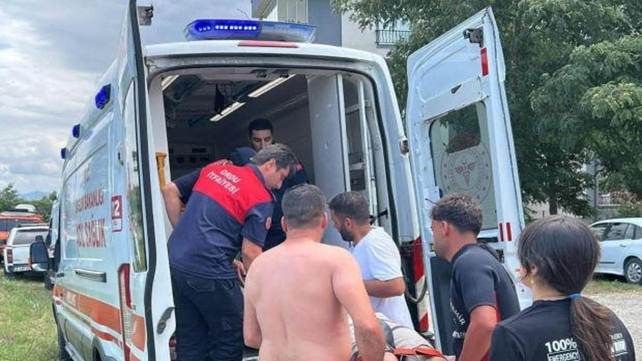 Ordu'da denizde boğulma tehlikesi: 2 kardeş son anda kurtarıldı