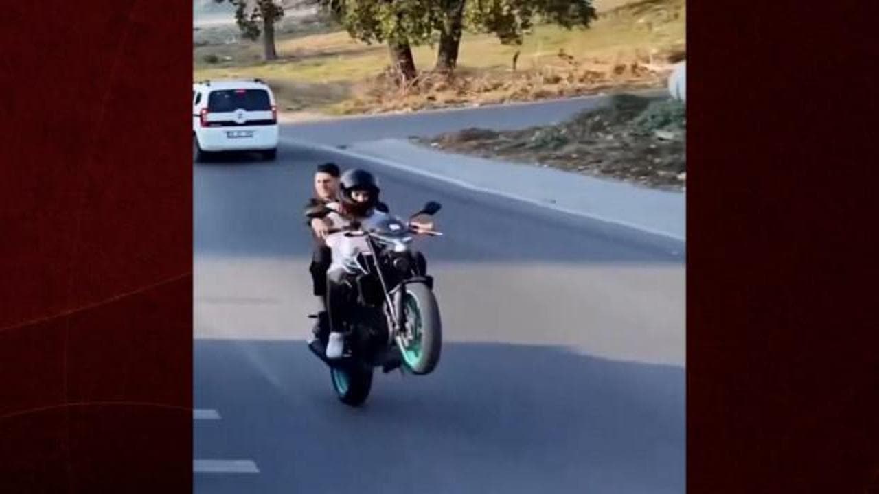 İstanbul'da düğün konvoyunda tehlikeli motosiklet şovu kazayla sonuçlandı