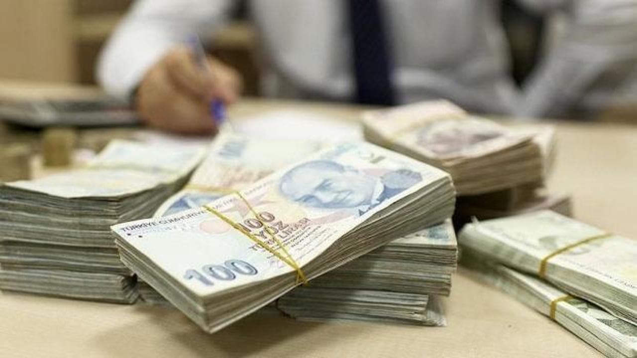 Kademeli Emeklilik Beklentisi: 2000-2008 Arası Sigortalılar Meclis'ten Çözüm Bekliyor