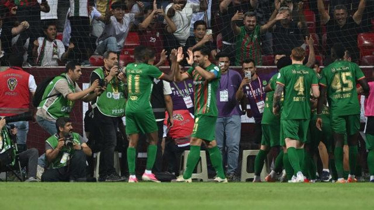 Amed, Süper Lig'in ilk haftasında Erzurumspor'u farklı mağlup etti