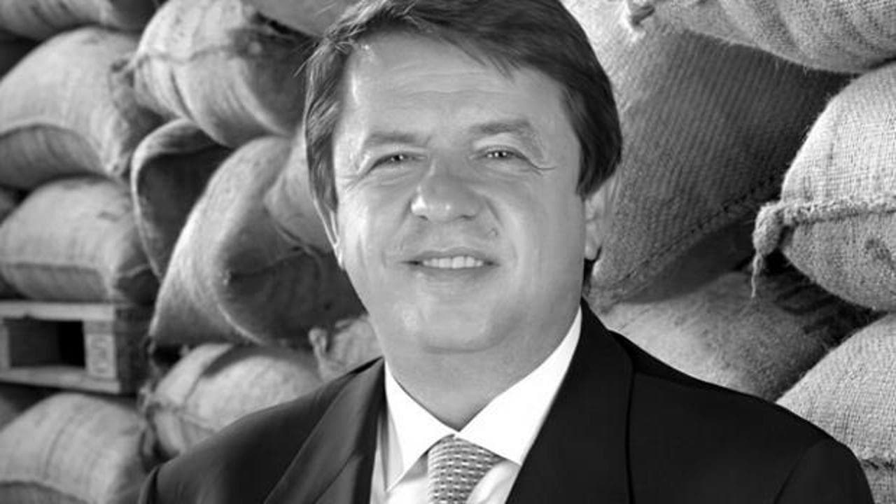 Kahve Dünyası'nın kurucusu Birol Altınkılıç hayatını kaybetti