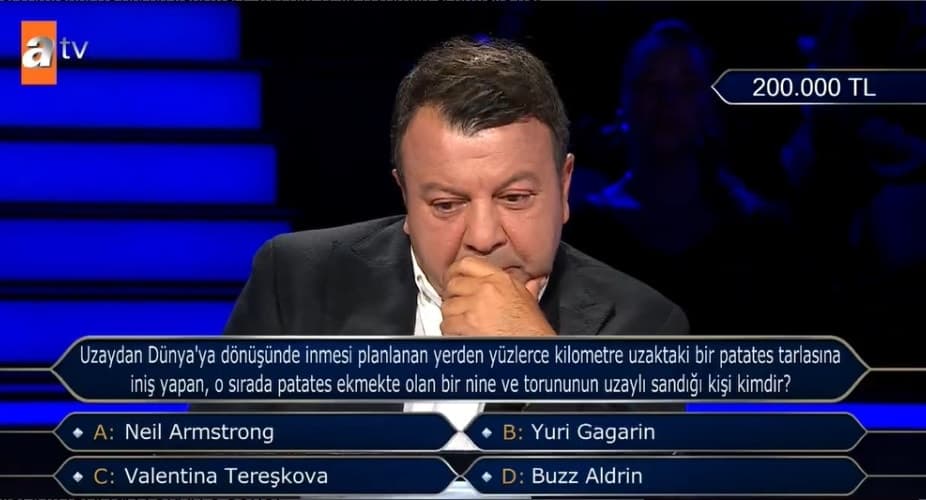 Çok düşündü ama sonunda yüzü güldü: Kim Milyoner Olmak İster'de 200 bin TL'lik soru