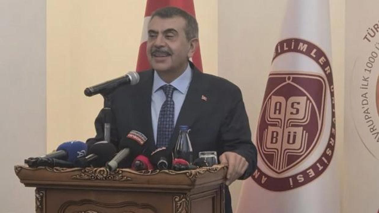 Bakan Tekin'den 'dünya vatandaşlığı' çıkışı: 'Kimin çocuğu oluyoruz?'