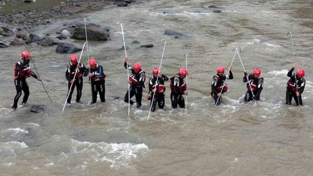 Giresun'da 4. gün: 200 kişilik ekip kayıp dayı ve yeğenin izini sürüyor