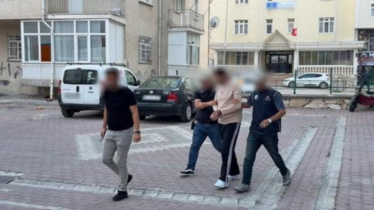 Kendini MİT'çi gibi tanıttılar: Bakanlarla bağlantıları var yalanıyla cinayet çözme vaadi verdiler