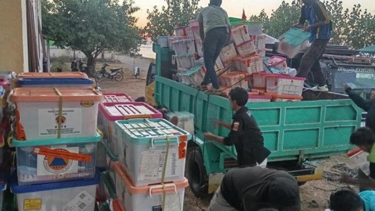 Endonezya'da 7.7'lik deprem: Can kaybı 68'e yükseldi
