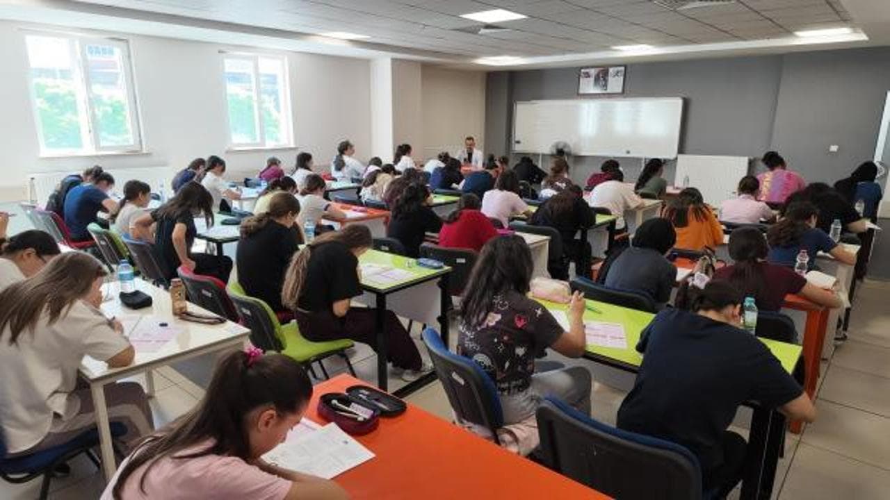Genç KAYMEK'in LGS deneme sınavı öğrencilerden yoğun ilgi gördü