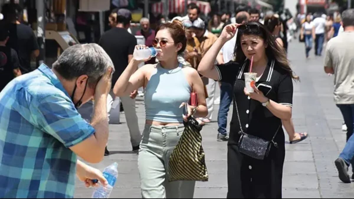 İstanbul'a çifte sıcak hava dalgası uyarısı: Günlerce sürecek