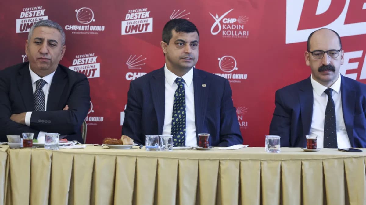 CHP'de kurultay tartışması sürüyor: Deniz Demir'den Kılıçdaroğlu'na açık destek