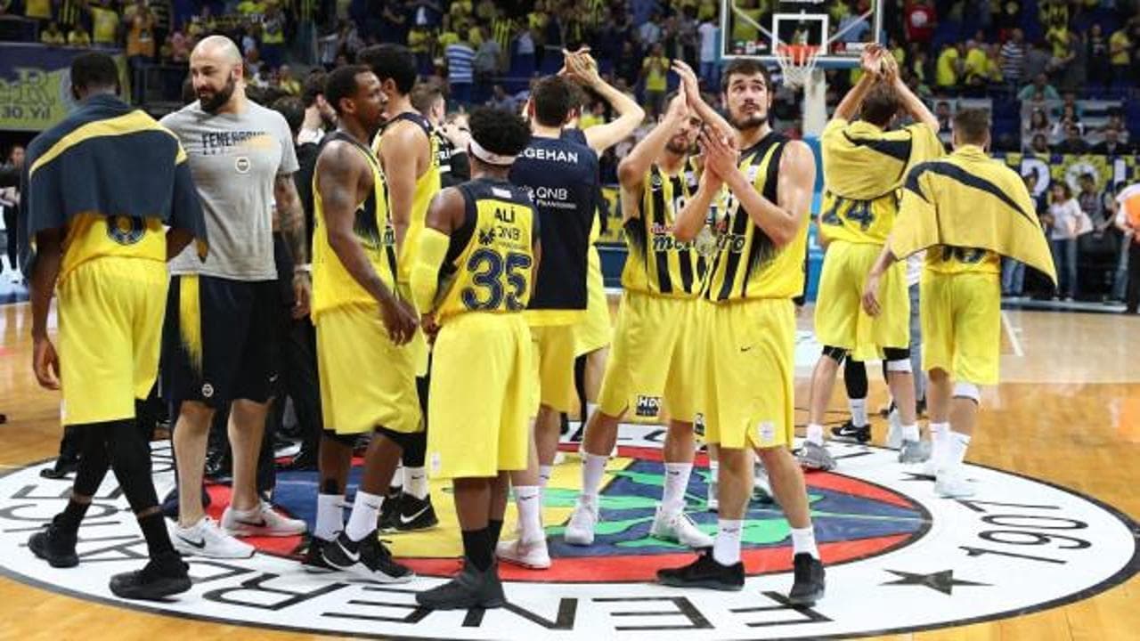 Fenerbahçe'nin efsane isminden basketbola veda! Kalinic emekli oldu