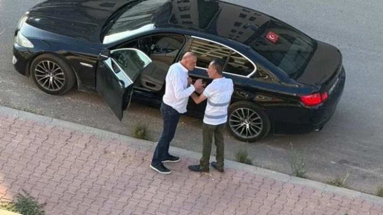İlçe başkanlığı krizi kanlı bitti: Yeni Partili vekil bıçaklandı