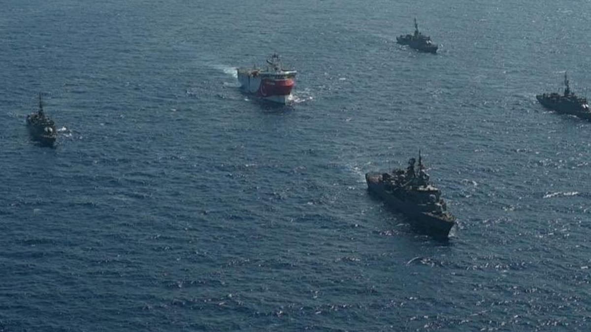 Ege ve Akdeniz ekipleri sahada kozlarını paylaşıyor