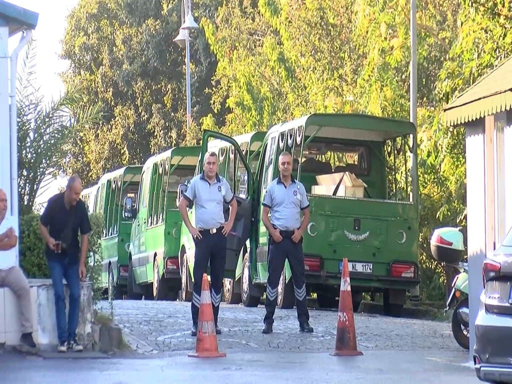 Süleymancılar'ın eski liderinin mezarı için feth-i kabir kararı alındı