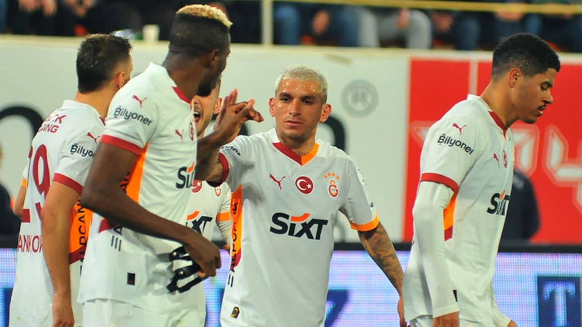 Galatasaray'da ayrılık rüzgarı: Son şampiyonlukların mimarı kulüple yollarını ayırıyor