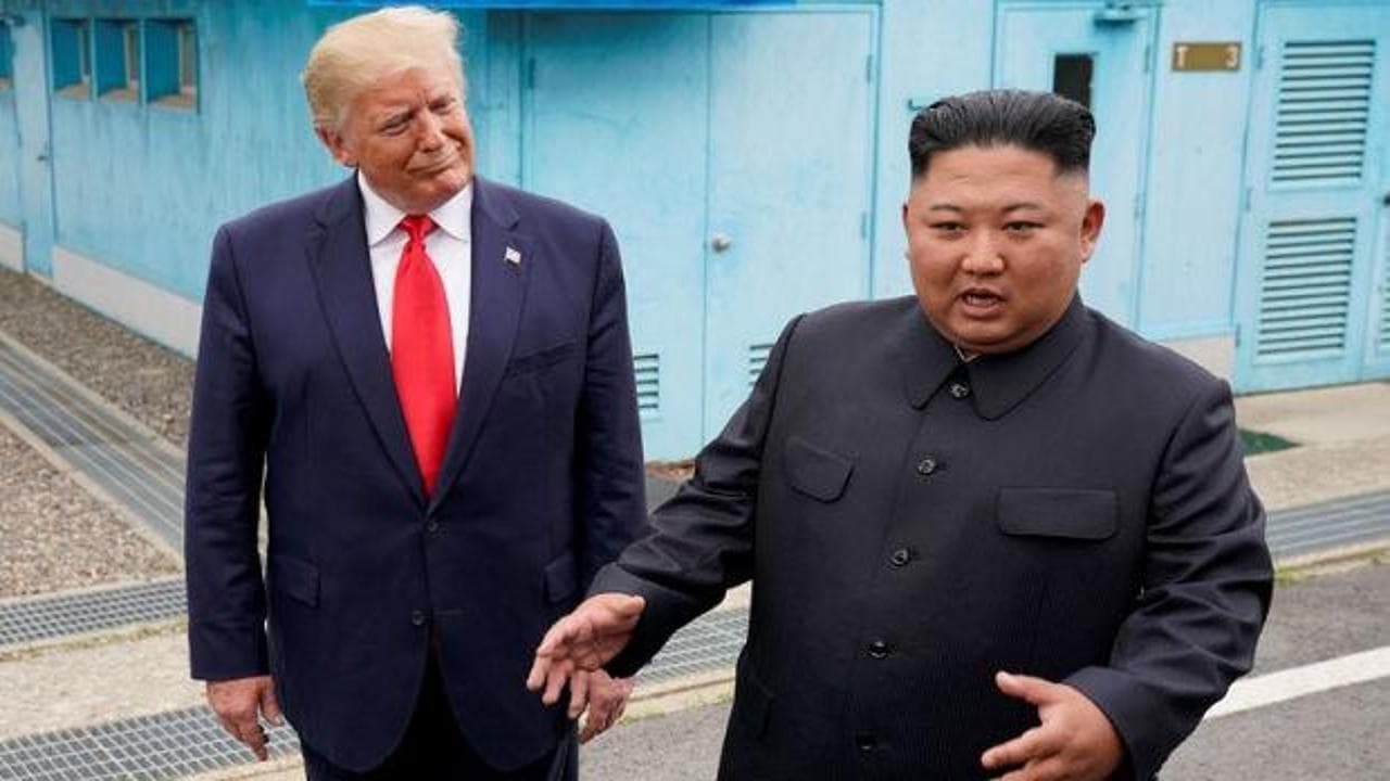 Trump'tan Kim Jong Un'a sürpriz davet: Kasımda Çin'de yüz yüze görüşme masada