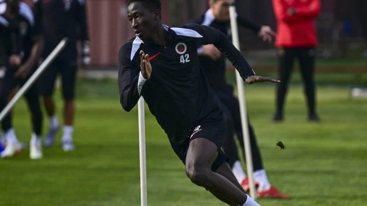 Gençlerbirliği'nin genç yıldızı Premier Lig yolcusu